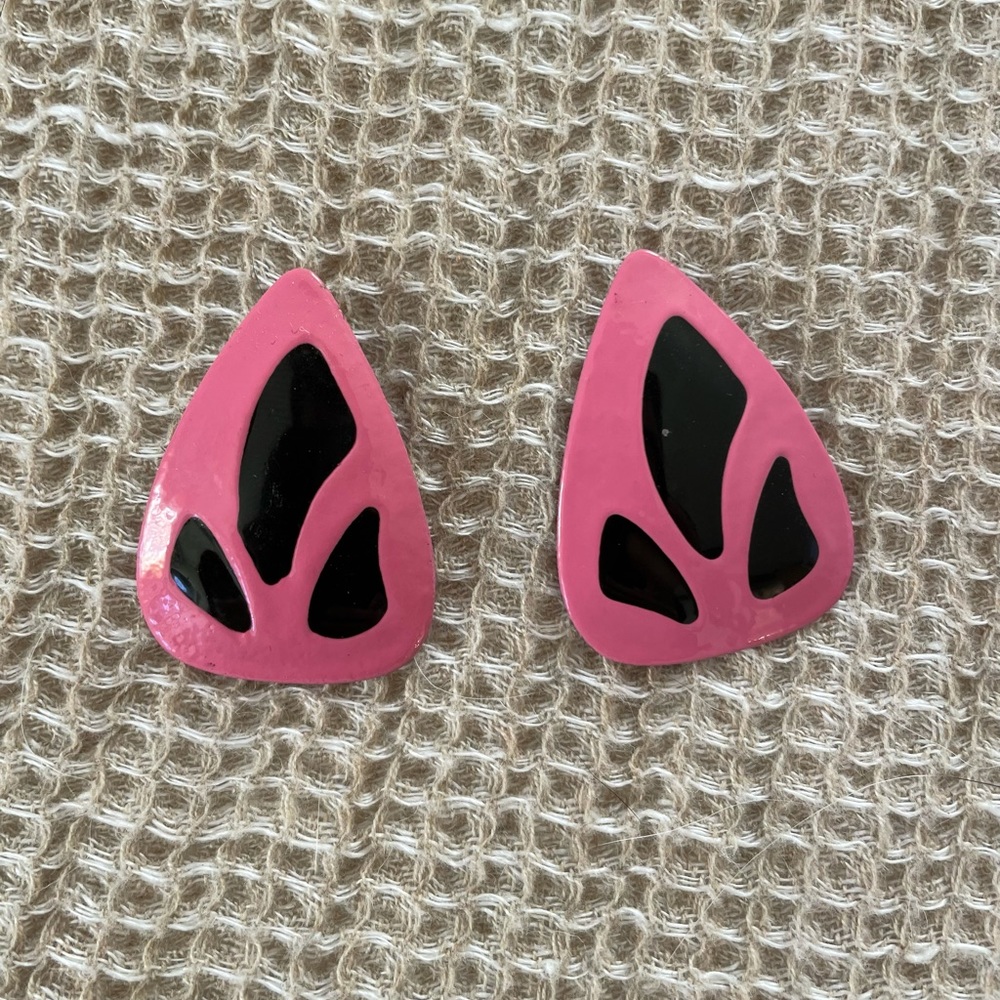 Vintage 80s Earrings *hot pink*